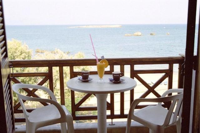 Elena Beach La Canea Esterno foto